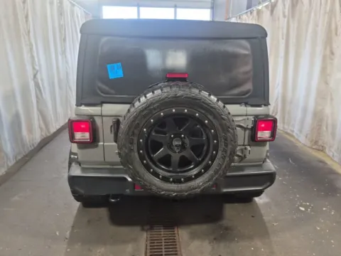 More photos of 2018 Jeep Wrangler Unlimited Sahara at Jeremy Franklin Mitsubishi, MO
