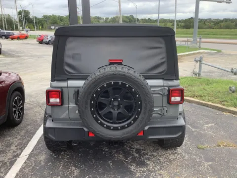 More photos of 2018 Jeep Wrangler Unlimited Sahara at Jeremy Franklin Mitsubishi, MO