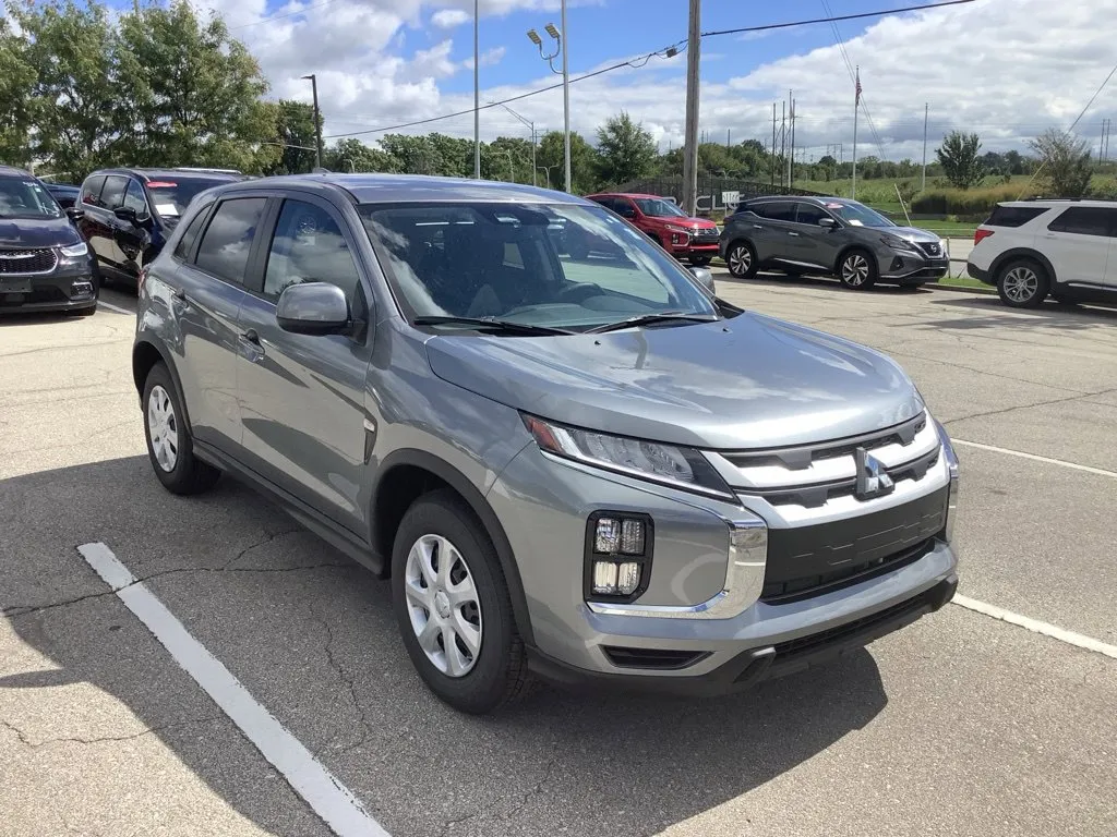 Gray 2027 Mitsubishi Outlander Sport S for sale in Kansas City, MO