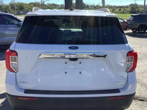 More photos of 2022 Ford Explorer XLT at Jeremy Franklin Mitsubishi, MO