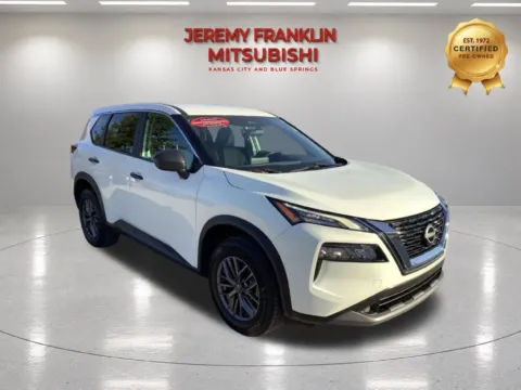 White 2023 Nissan Rogue S for sale in Kansas City, MO