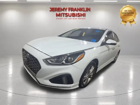 White 2019 Hyundai Sonata SEL for sale in Kansas City, MO