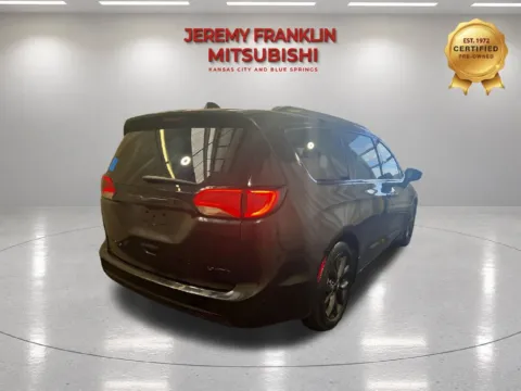 Photos of 2020 Chrysler Pacifica Limited for sale in Kansas City, MO at Jeremy Franklin Mitsubishi