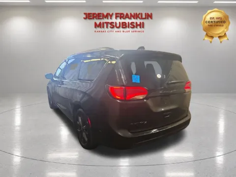 More photos of 2020 Chrysler Pacifica Limited at Jeremy Franklin Mitsubishi, MO