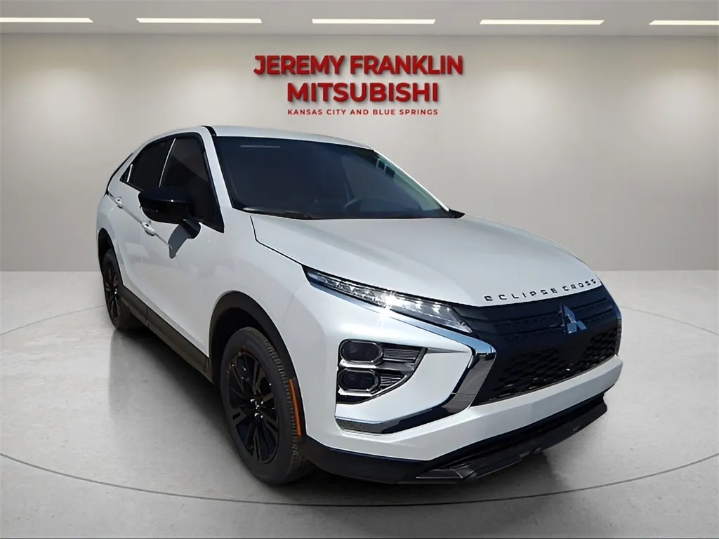 2025 Mitsubishi Eclipse Cross LE