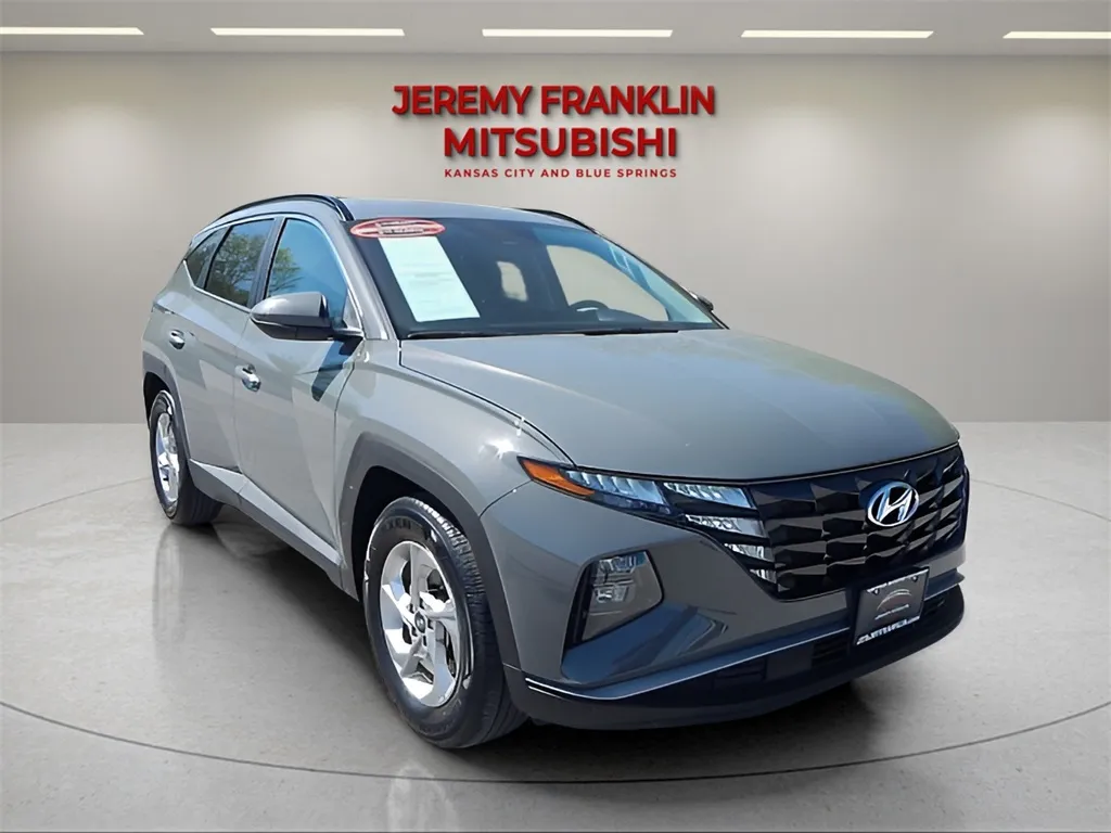 Gray 2024 Hyundai Tucson SEL for sale in Kansas City, MO