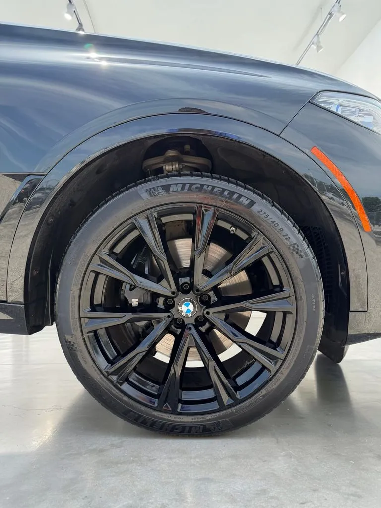 2022 BMW X7 M50i - Photo 10