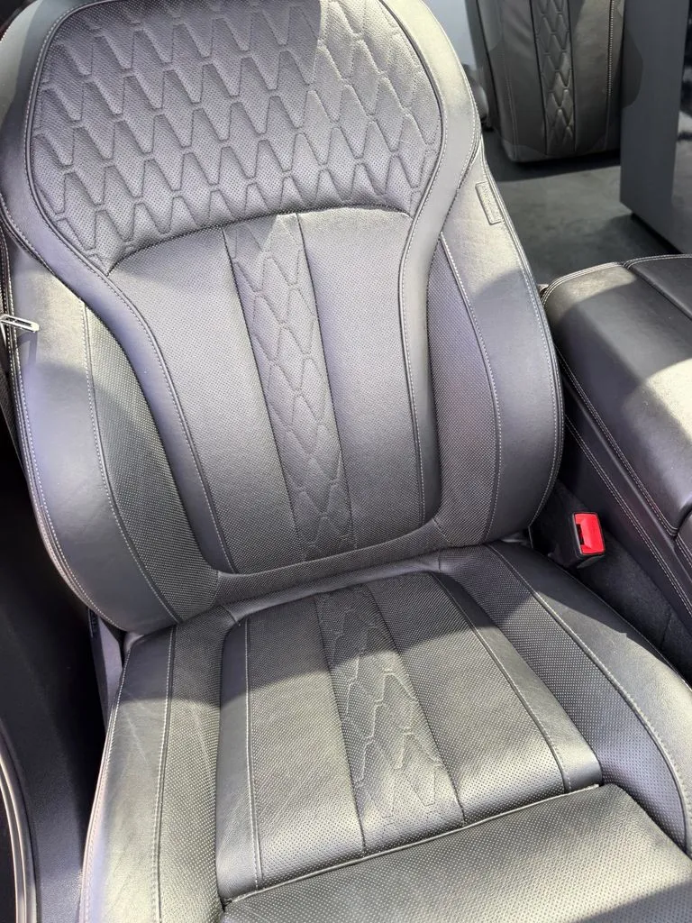 2022 BMW X7 M50i - Photo 34