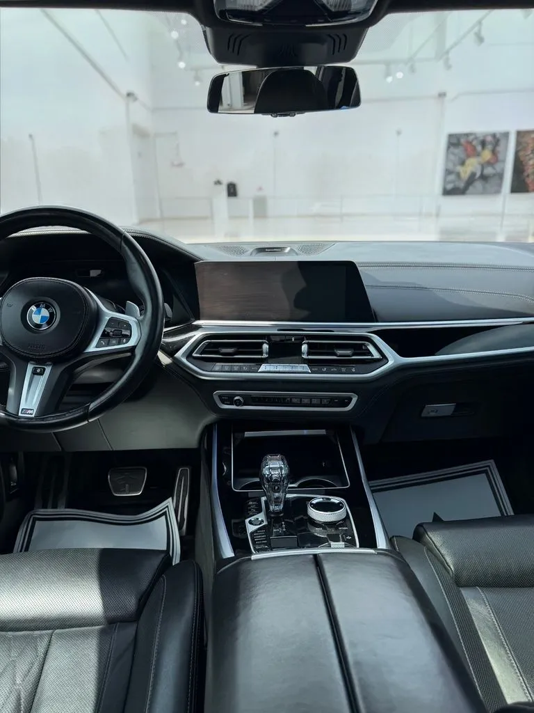 2022 BMW X7 M50i - Photo 24