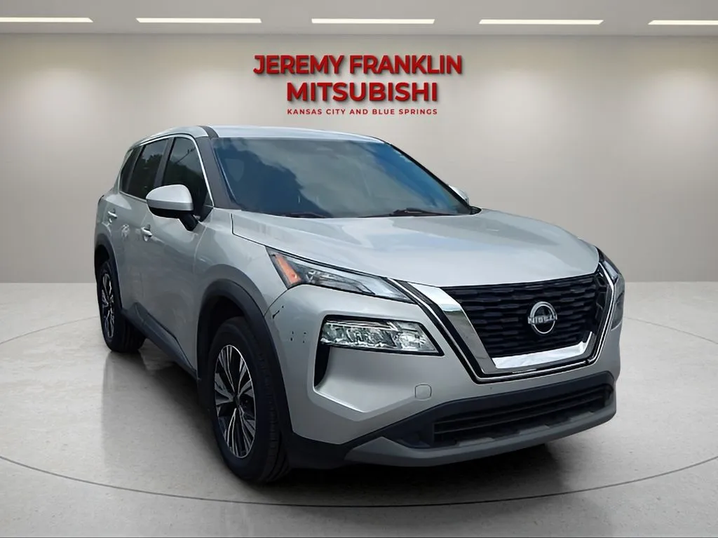 Silver 2023 Nissan Rogue SV for sale in Kansas City, MO