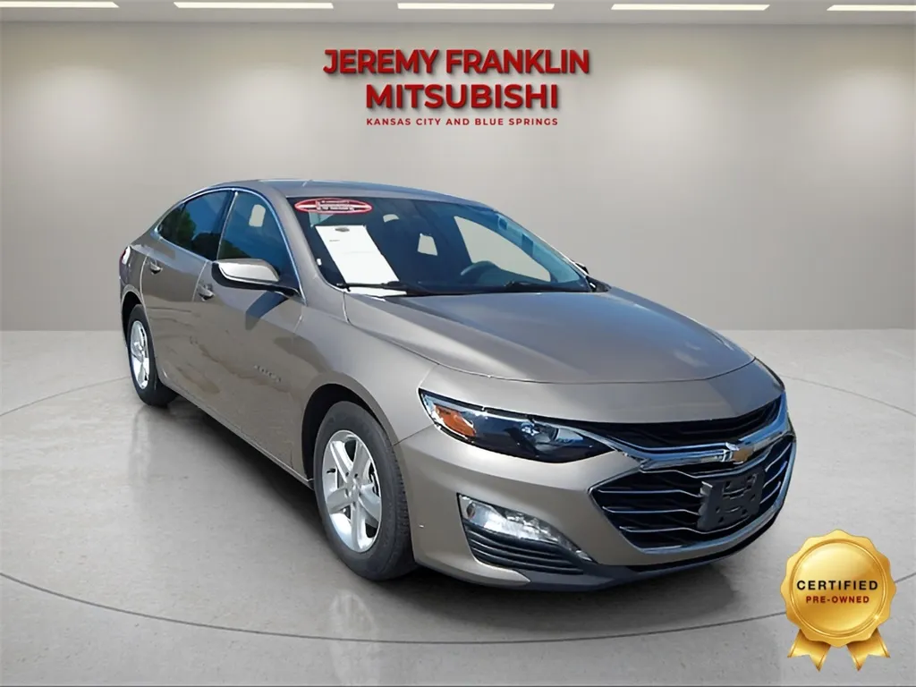 Gray 2023 Chevrolet Malibu LT for sale in Kansas City, MO