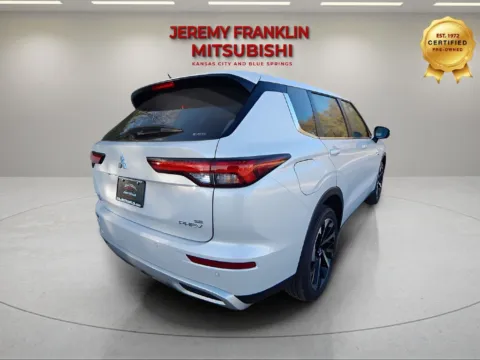 Another view of 2025 Mitsubishi Outlander PHEV SE for sale in Kansas City, MO at Jeremy Franklin Mitsubishi
