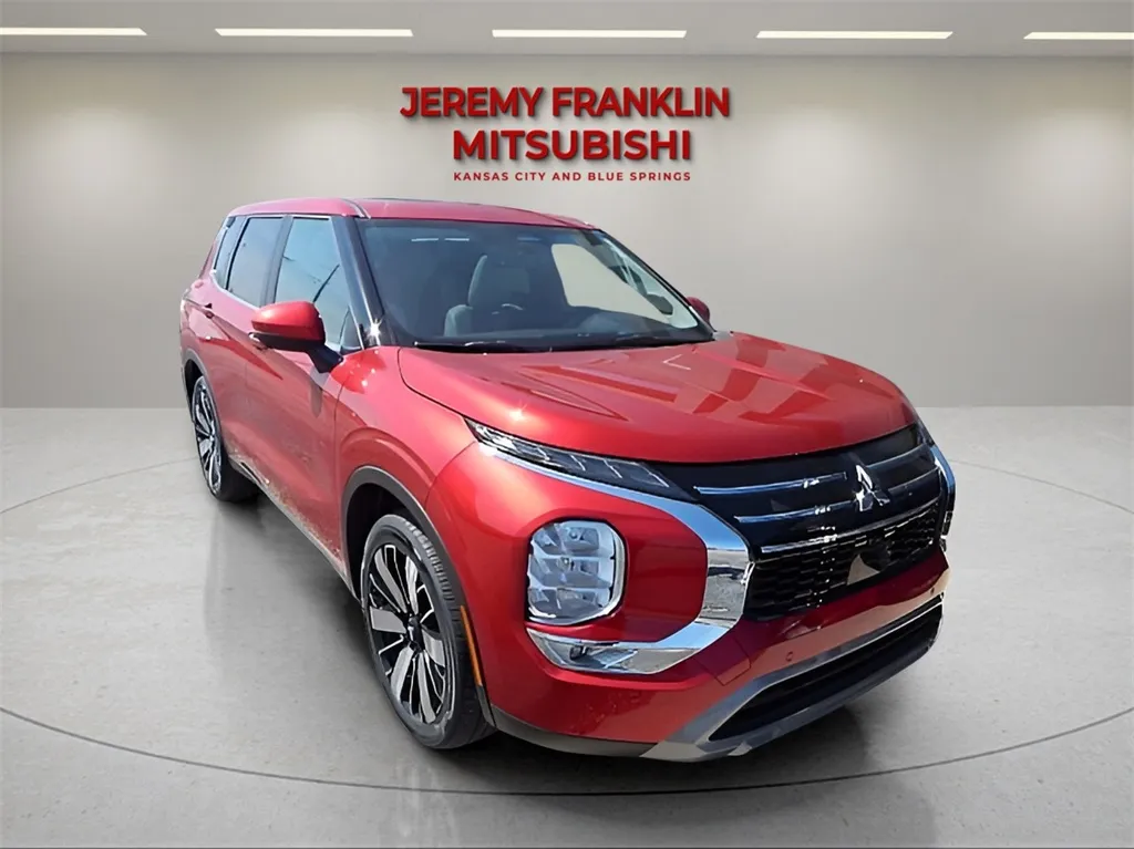 2025 Mitsubishi Outlander SE for sale in Kansas City, MO