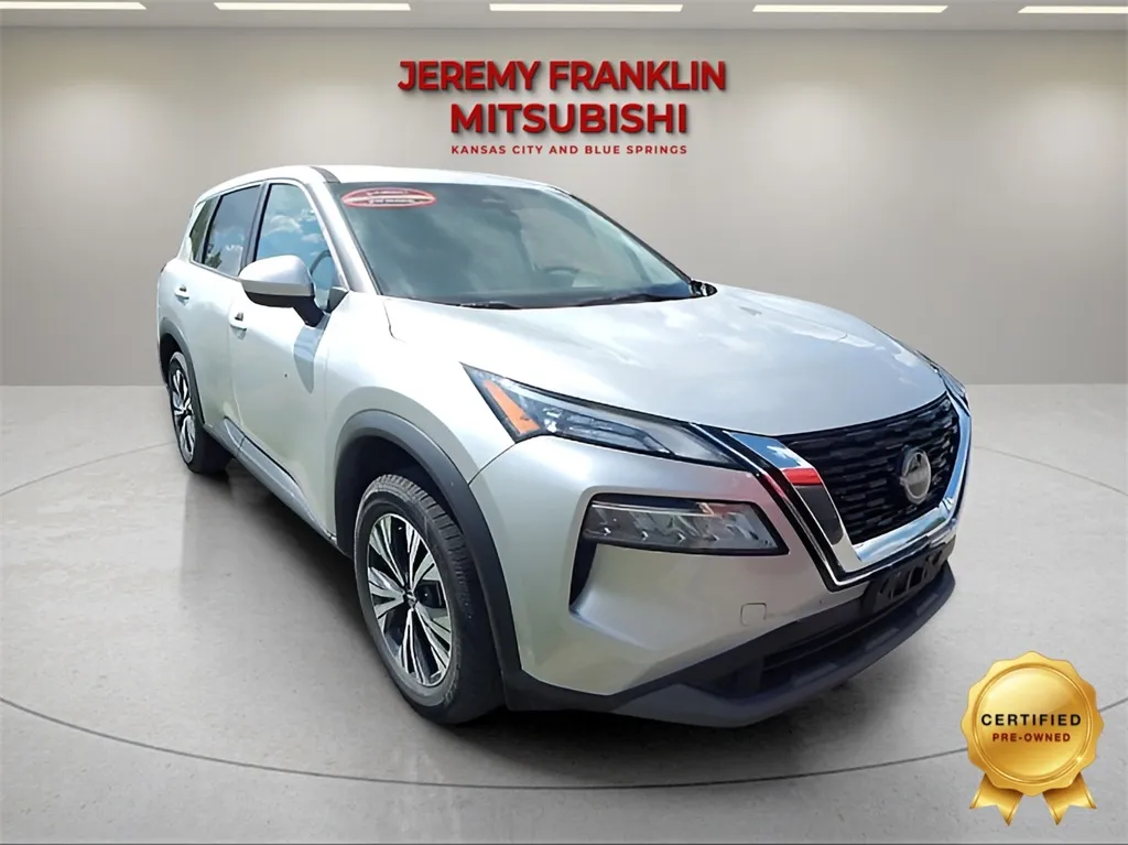 Silver 2023 Nissan Rogue SV for sale in Kansas City, MO
