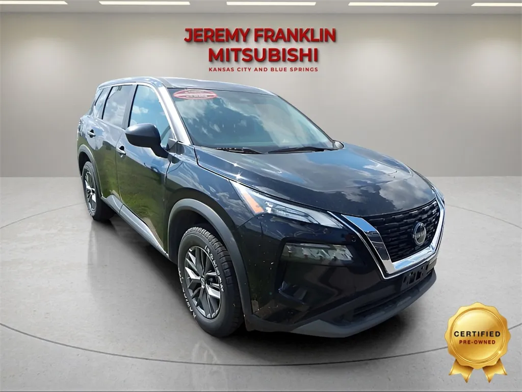Black 2023 Nissan Rogue S for sale in Kansas City, MO