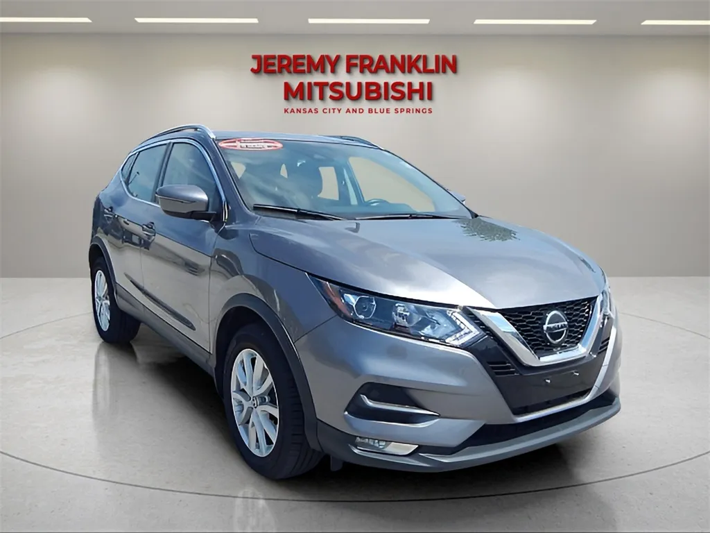 2022 Nissan Rogue Sport SV