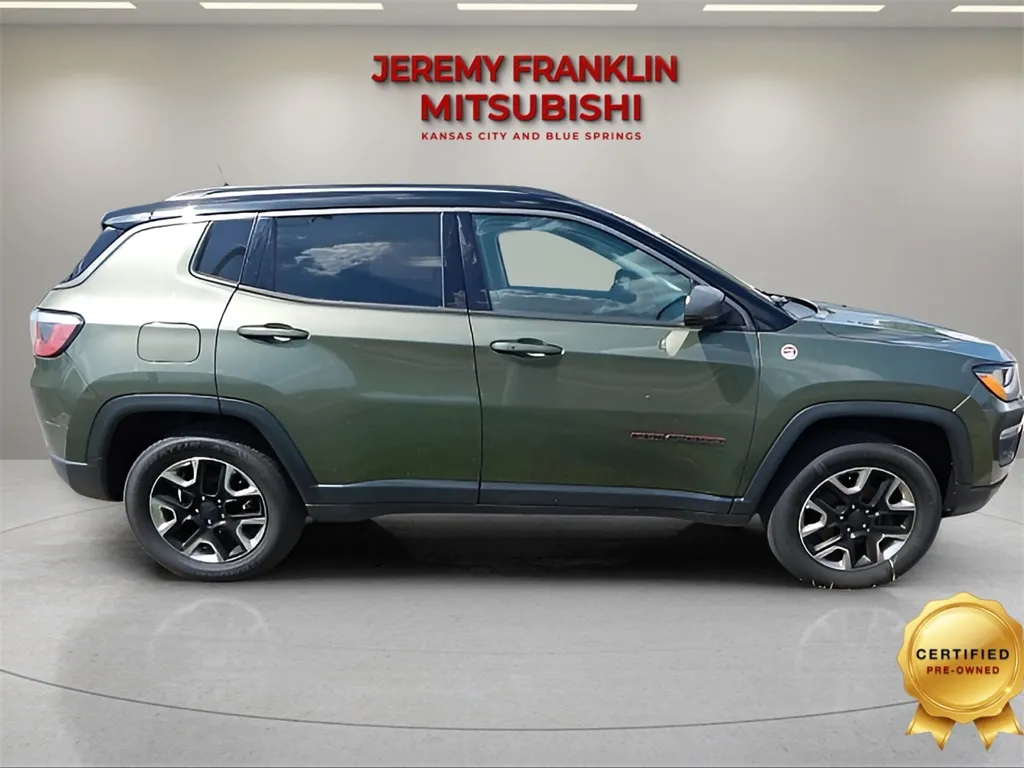 Used 2018 Jeep Compass Trailhawk with VIN 3C4NJDDB6JT127054 for sale in Kansas City