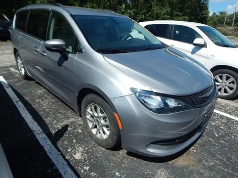 More photos of 2021 Chrysler Voyager LXI at Jeremy Franklin Mitsubishi, MO