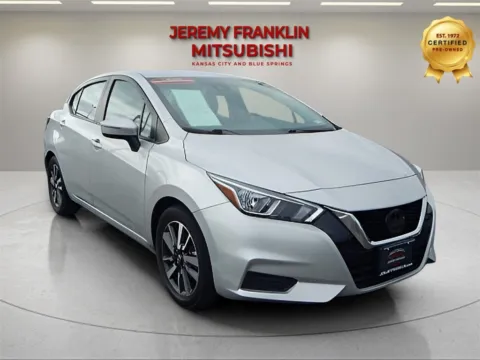 Silver 2021 Nissan Versa 1.6 SV for sale in Kansas City, MO