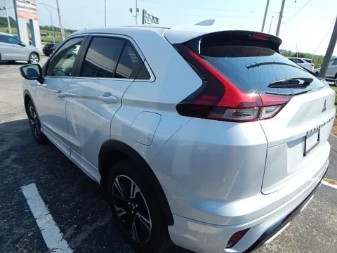 More photos of 2024 Mitsubishi Eclipse Cross SEL at Jeremy Franklin Mitsubishi, MO