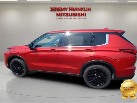 More photos of 2024 Mitsubishi Outlander SE Black Edition at Jeremy Franklin Mitsubishi, MO