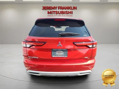 More photos of 2024 Mitsubishi Outlander SEL at Jeremy Franklin Mitsubishi, MO