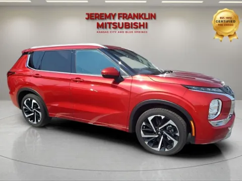 Photos of 2024 Mitsubishi Outlander SEL for sale in Kansas City, MO at Jeremy Franklin Mitsubishi