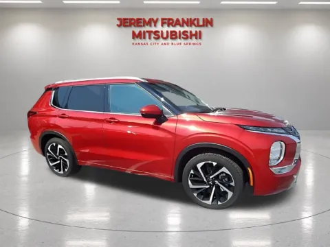 Photos of 2024 Mitsubishi Outlander SEL for sale in Kansas City, MO at Jeremy Franklin Mitsubishi