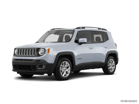 Silver 2016 Jeep Renegade Latitude for sale in Kansas City, MO