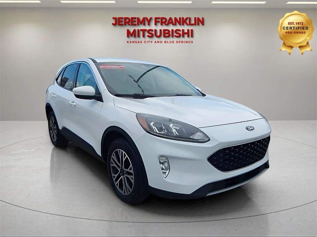 White 2022 Ford Escape SEL for sale in Kansas City, MO