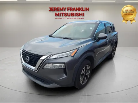 Gray 2023 Nissan Rogue SV for sale in Kansas City, MO
