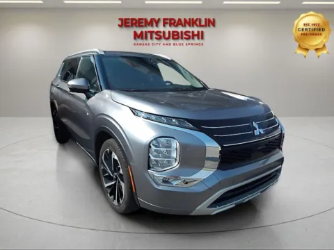 Gray 2023 Mitsubishi Outlander PHEV SEL for sale in Kansas City, MO