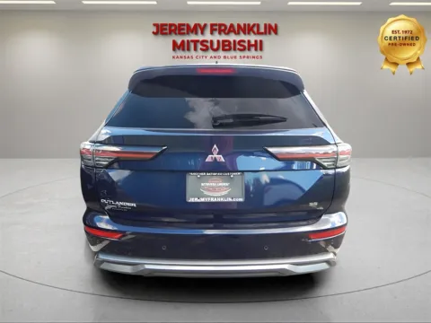 More photos of 2025 Mitsubishi Outlander SE at Jeremy Franklin Mitsubishi, MO