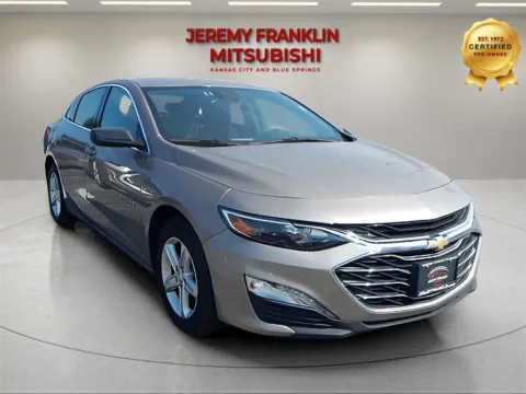 Gray 2023 Chevrolet Malibu LT for sale in Kansas City, MO