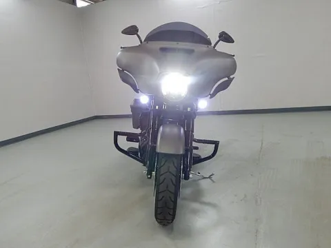 Another view of 2019 Harley-Davidson Street Glide Special for sale in Kansas City, MO at Jeremy Franklin Mitsubishi