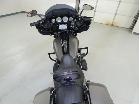 More photos of 2019 Harley-Davidson Street Glide Special at Jeremy Franklin Mitsubishi, MO