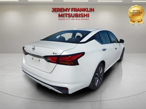 Another view of 2023 Nissan Altima 2.5 SV for sale in Kansas City, MO at Jeremy Franklin Mitsubishi
