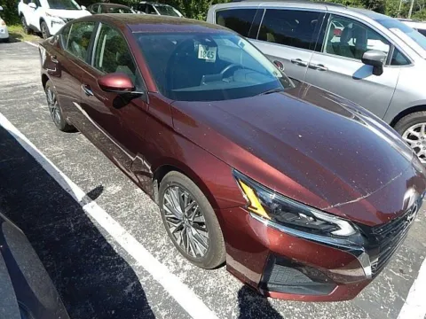 More photos of 2023 Nissan Altima 2.5 SV at Jeremy Franklin Mitsubishi, MO