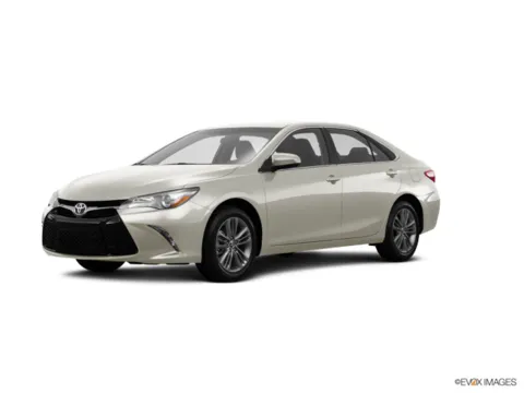 Beige 2016 Toyota Camry XSE V6 for sale in Kansas City, MO