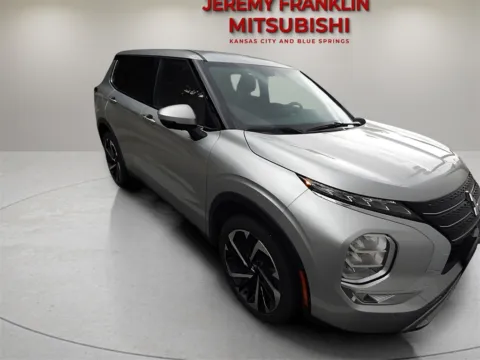 Photos of 2024 Mitsubishi Outlander SE for sale in Kansas City, MO at Jeremy Franklin Mitsubishi