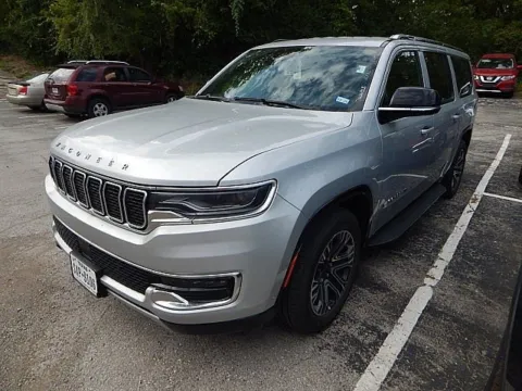 Silver 2023 Jeep Wagoneer L Series II for sale in Kansas City, MO