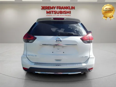 More photos of 2017 Nissan Rogue SL at Jeremy Franklin Mitsubishi, MO