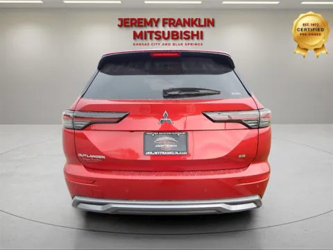 More photos of 2025 Mitsubishi Outlander SE at Jeremy Franklin Mitsubishi, MO