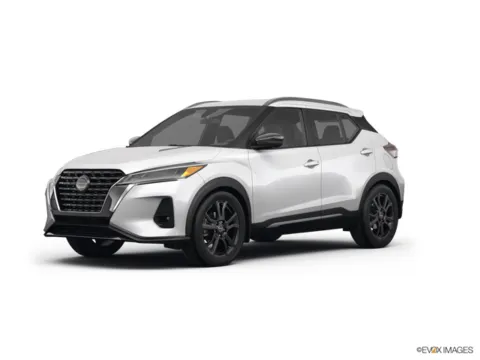 Black 2023 Nissan Kicks SR for sale in Kansas City, MO