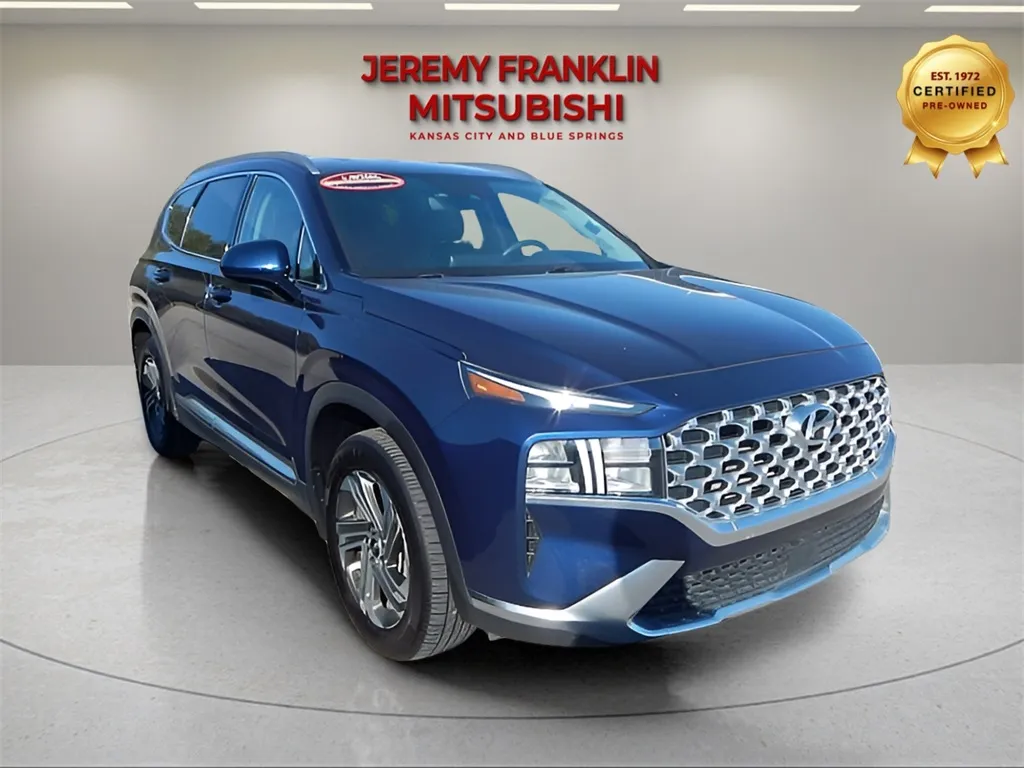 Used 2021 Hyundai Santa Fe SEL with VIN 5NMS24AJ2MH357218 for sale in Kansas City