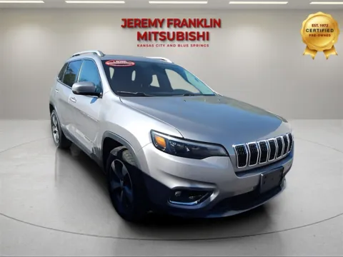 Silver 2019 Jeep Cherokee Limited for sale in Kansas City, MO