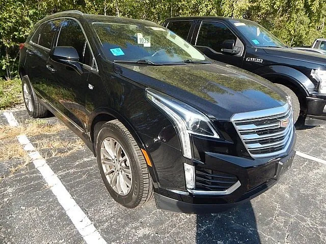 Black 2017 Cadillac XT5 Luxury for sale in Kansas City, MO