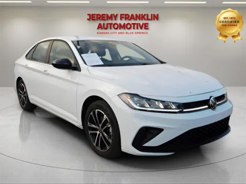 White 2025 Volkswagen Jetta 1.5T Sport for sale in Blue Springs, MO
