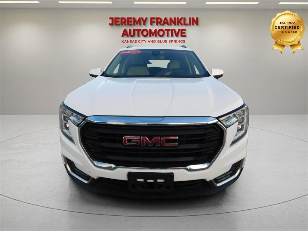 More photos of 2023 GMC Terrain SLE at Jeremy Franklin Automotive of Blue Springs, MO