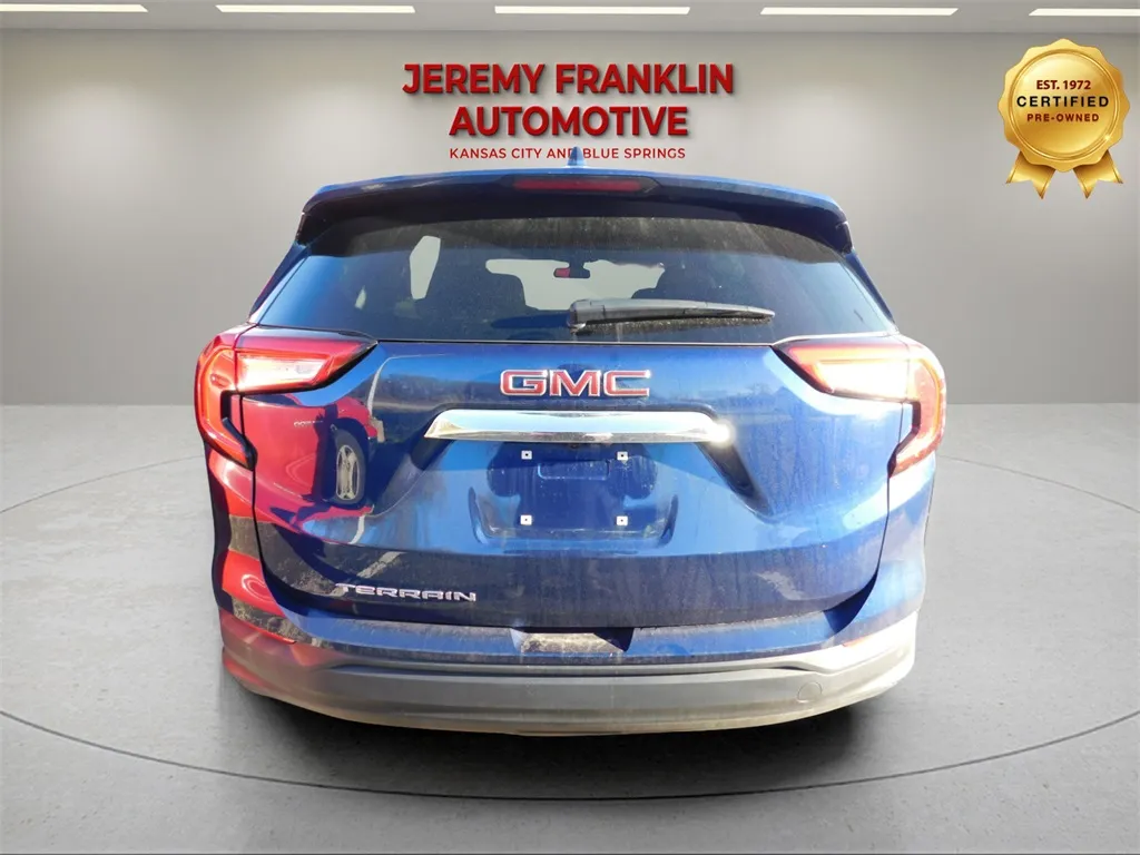 More photos of 2022 GMC Terrain SLE at Jeremy Franklin Automotive of Blue Springs, MO